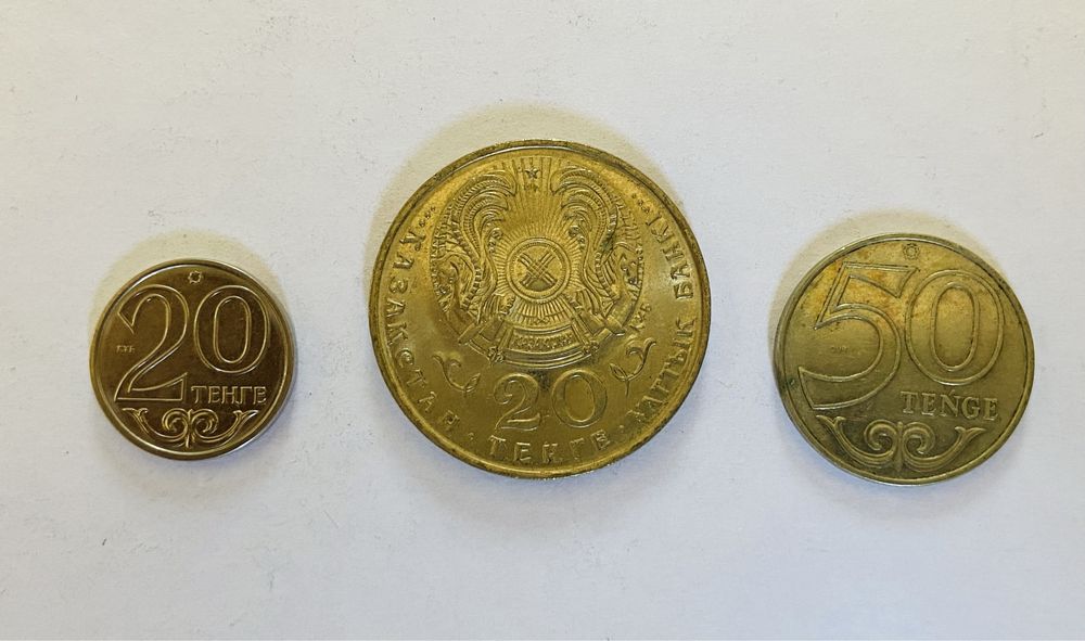 Продам разные монеты