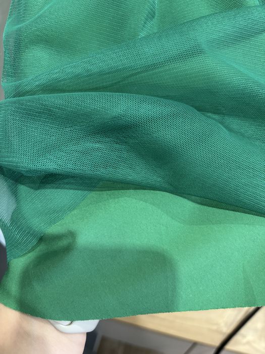 Дамска рокля с ластик на гърба