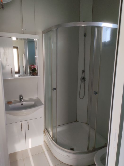 Къщи за гости на язовир