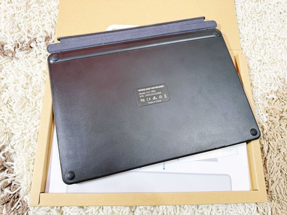 Tastatura si stylus Surface Pro Cover 11 Bluetooth