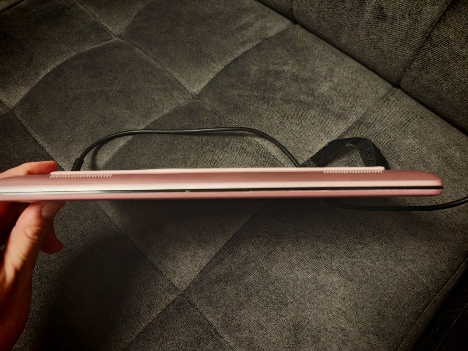 Лаптоп HP 11" като нов