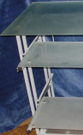 Masa birou reglabil pentru calculator din sticla mata securizata, pe c