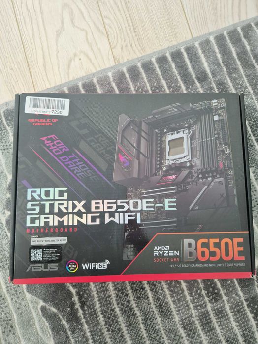 Placa de baza ASUS ROG STRIX B650E-E