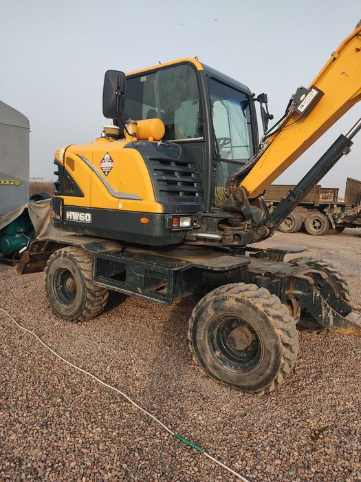 Hyundai HW60 mini