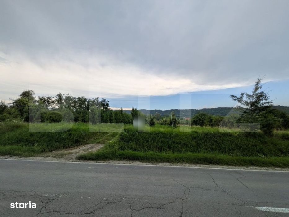 Vand teren intravilan, in Voinesti