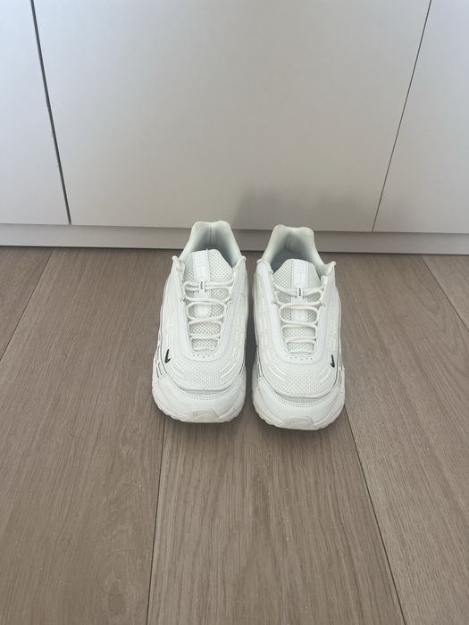 Кроссовки белые Nike