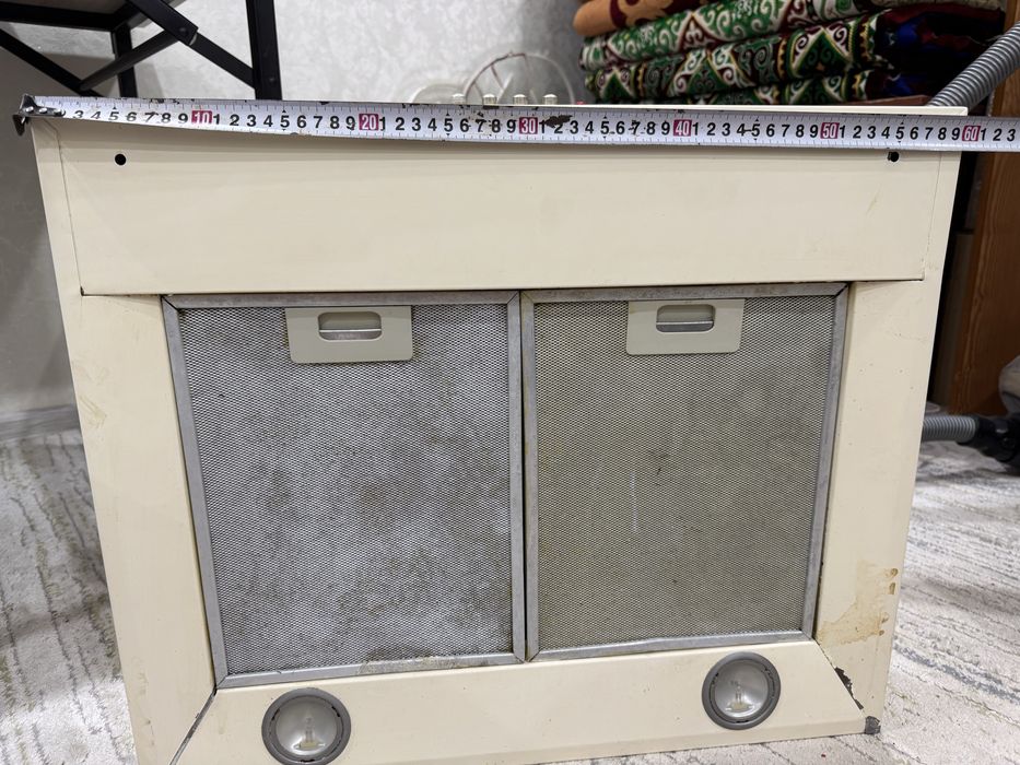 Продам вытяжки б/у