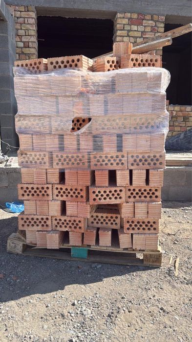 Кирпич полуторка