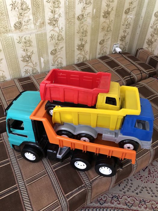 Продам игрушечные комазы