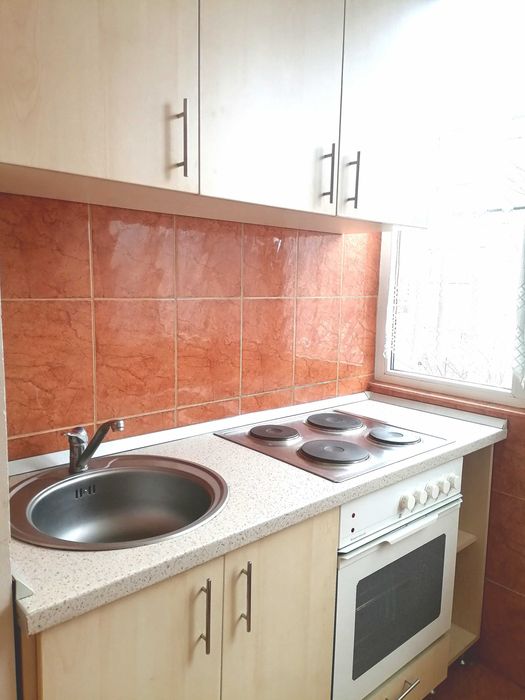 Vând garsoniera Rogerius