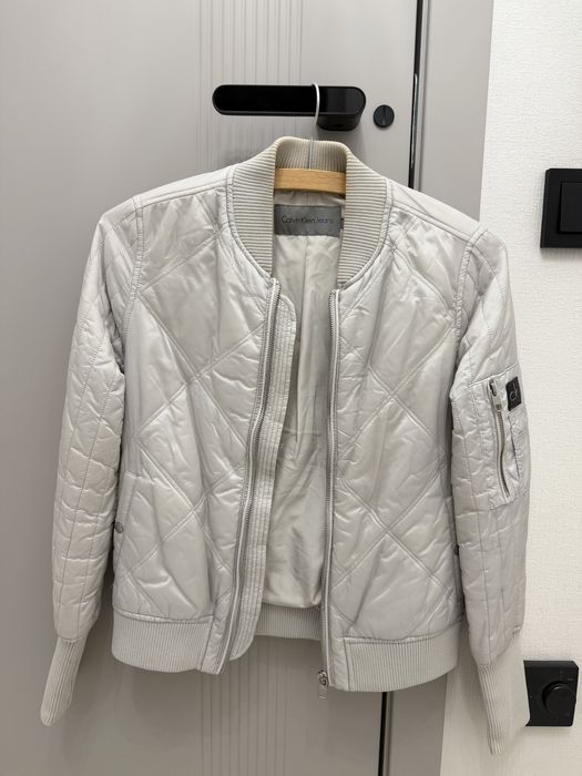 Calvin Klein ветровка женская оригинал XS