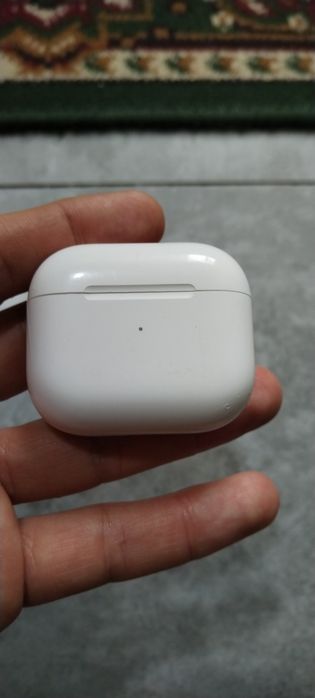 Кейс Apple AirPods 3 /2.1/2.2 Original 100%