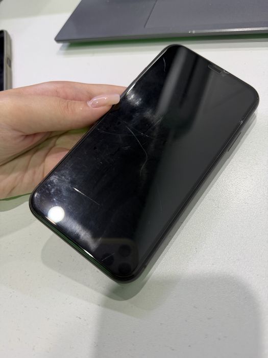 iphone 11 64 GB.