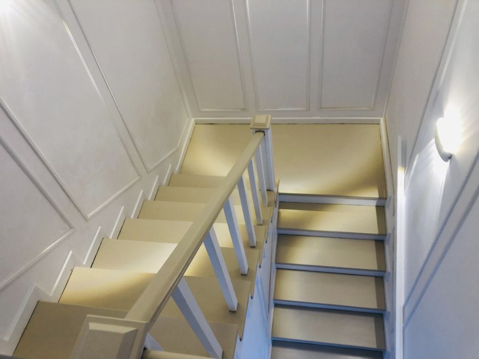 Scări interioare din stejar masiv