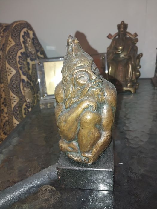 Продам статуэтки