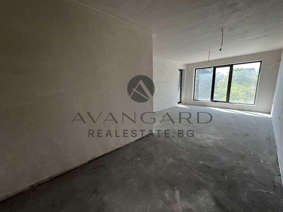 Продава се Двустаен апартамент в Пловдив, Кършияка - 80 кв.м за 2000 €/кв.м - Снимка #2