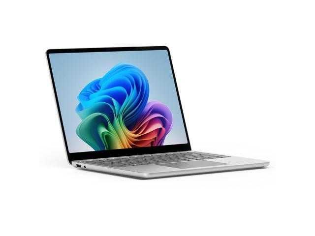 Microsoft Surface Laptop 13  Snapdragon X Plus LPDDR5x 16GB  SSD 256GB