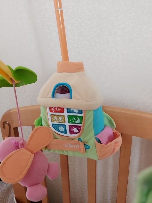 Детский мобиль для кроватки Chicco Gentle Embraces