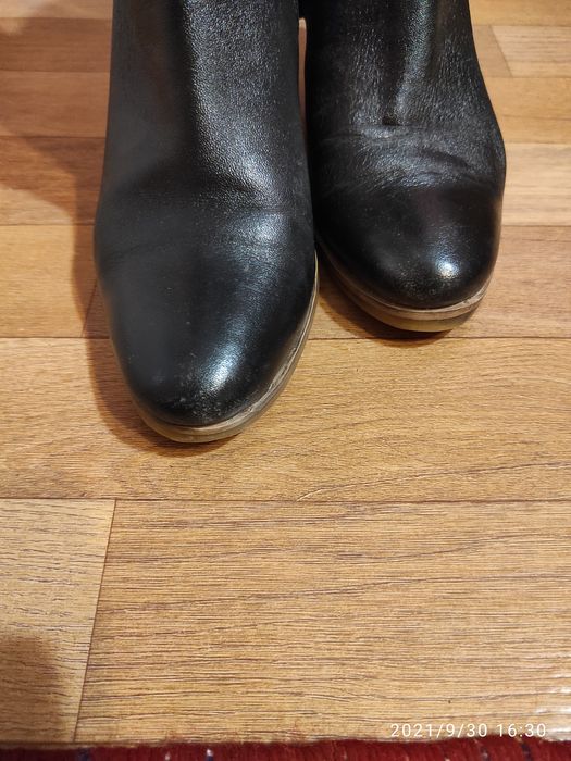 Дамски боти от естествена кожа