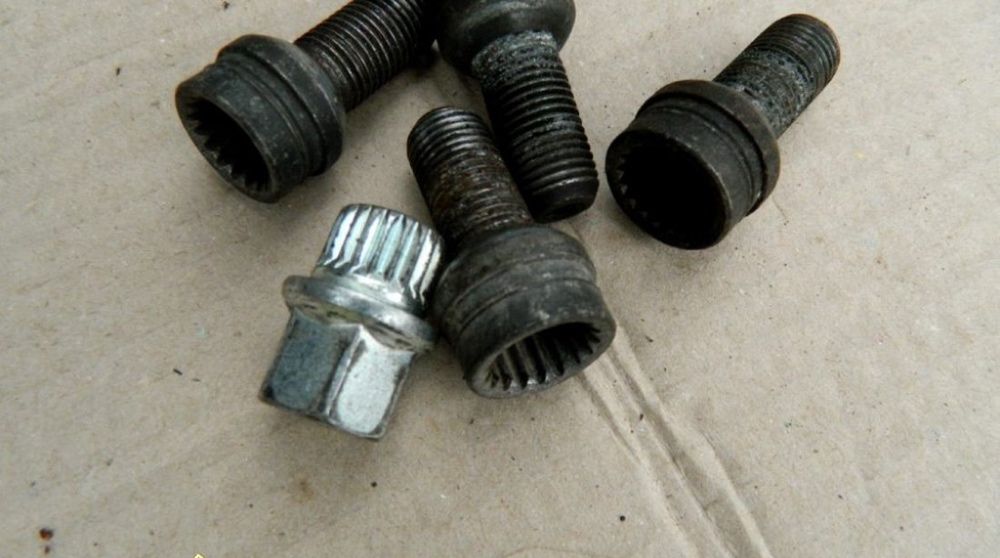 Prezoane cu antifurt vw audi seat skoda passat golf touran etc NOI!!!