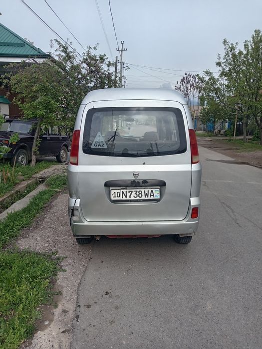 Xitoy damas xolati yaxshi yurib turgan moshina yili 2007 injektor