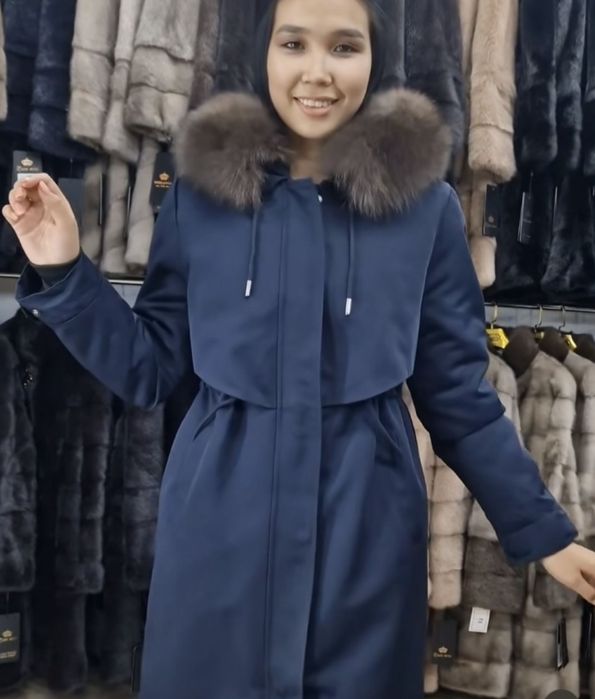 Продам парка 46-48рр