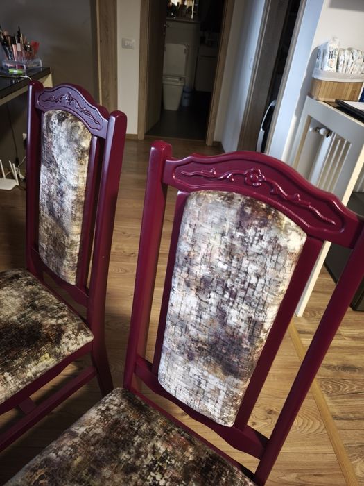 Set 4 scaune mov in stare foarte buna