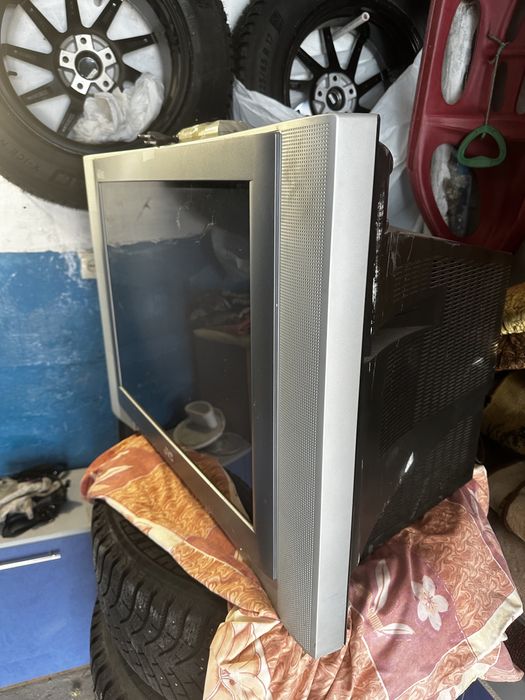 Продам телевизор