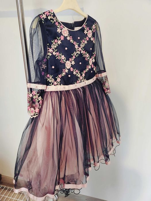 Продам детское платье