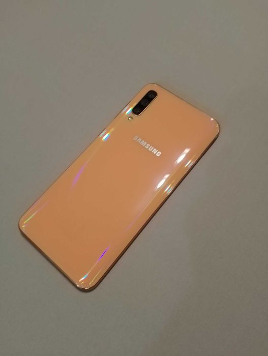 Samsung Galaxy A50, 128GB ROM, 4GB RAM