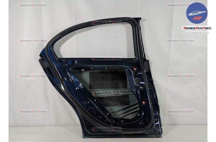 Оригинална задна лява врата в добро състояние Мерцедес-Бенц А-Клас / M