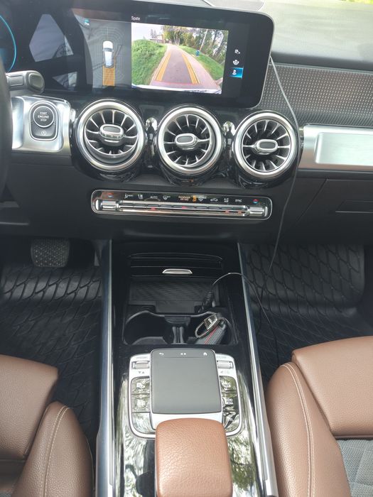 MERCEDES-BENZ GLB 2021 — imagine 3