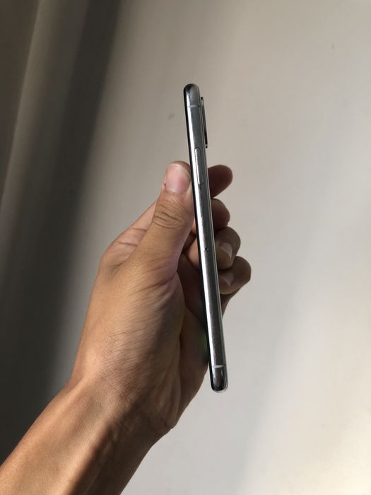 Iphone x 64 radnoy