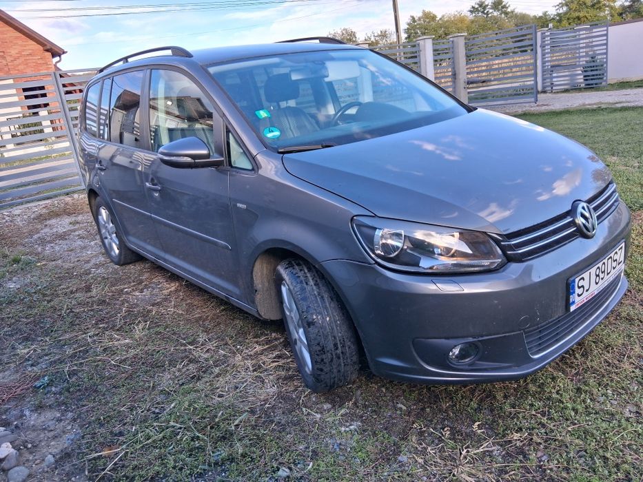 VOLKSWAGEN Touran 2012 — imagine 2