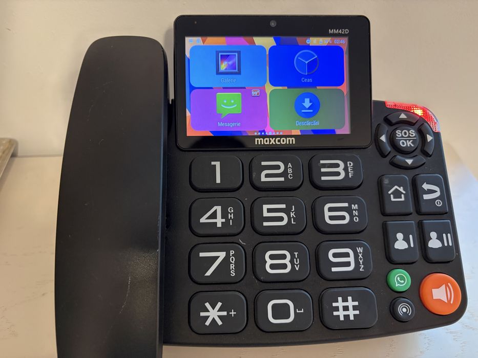 Telefon mobil Maxcom MM42D 4G