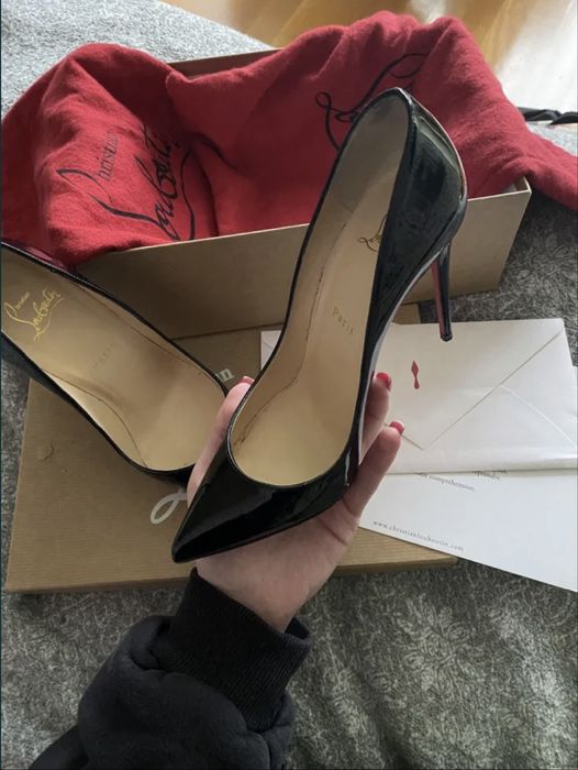 Ted Baker38  , Louboutin 37