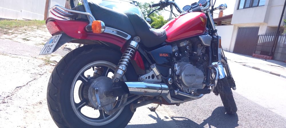 Honda Magna VF750