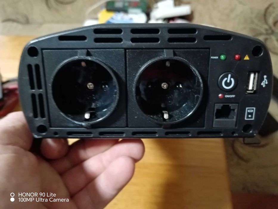 De vânzare diferite accesorii telefoane gps și altele