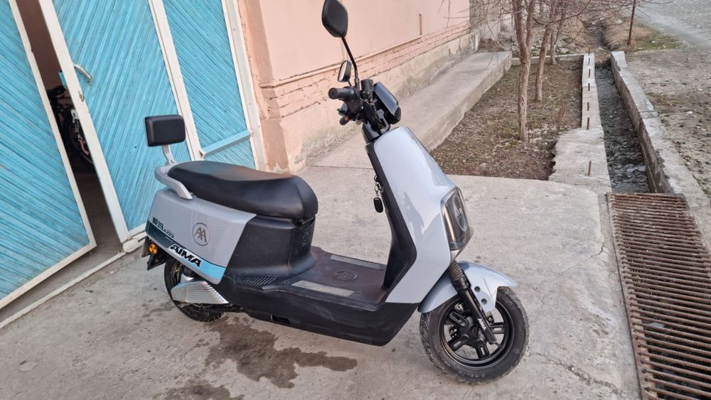 Elektro skuter sotiladi