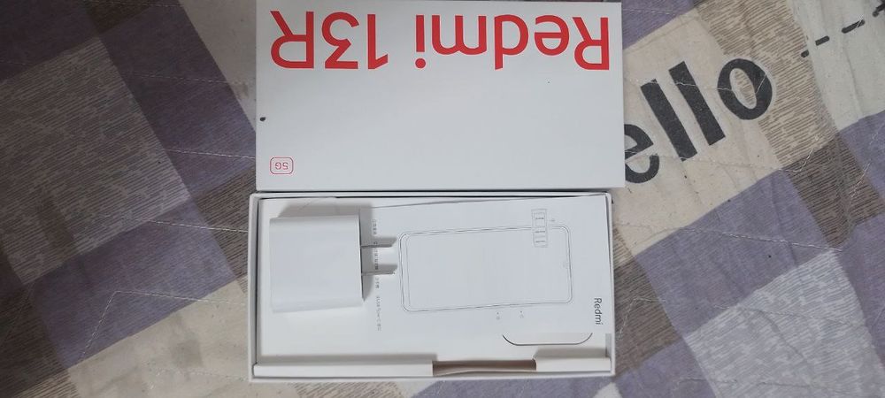 Redmi 13R 4+4/128 gb