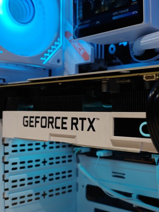 Ryzen 9 9900x/DDR5 32/Rtx 4070Supet/ssd 1T