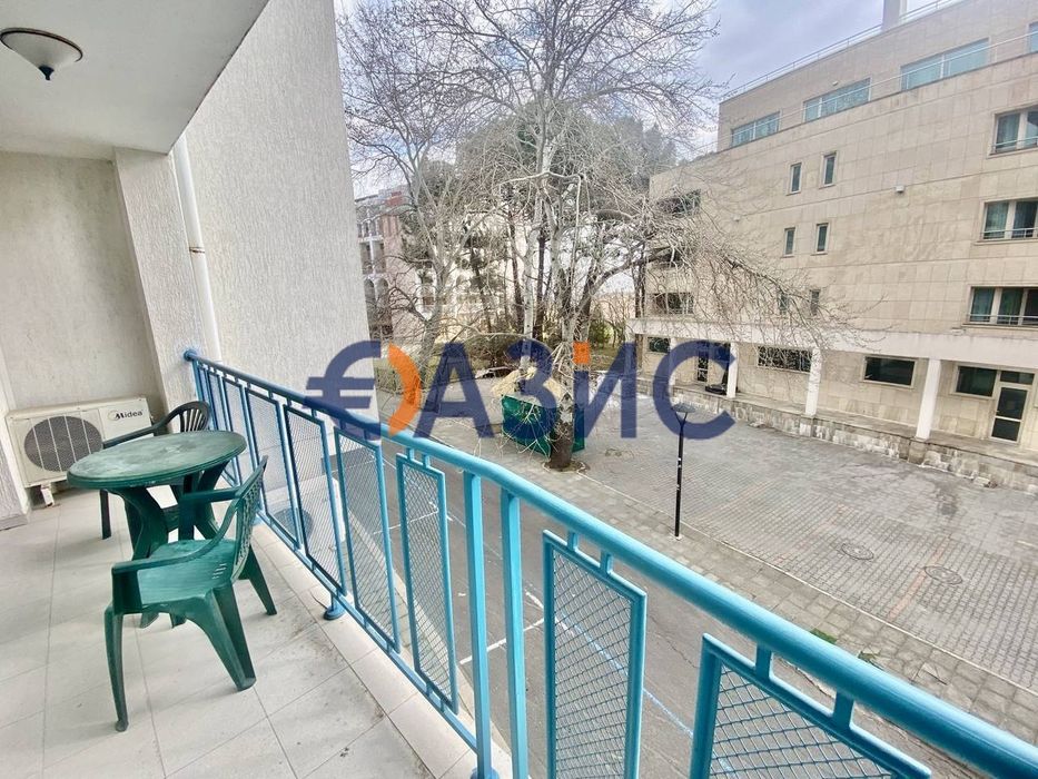 Продава се Двустаен апартамент в к.к. Слънчев бряг - 70 кв.м за 1286 €/кв.м - Снимка #14