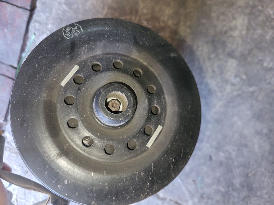 Compresor ac toyota auris 1.6 benzina an 2008 GE4472602271