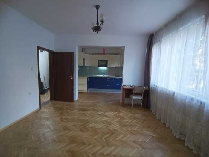 Продава се Двустаен апартамент в София, Център - 67 кв.м за 3060 €/кв.м - Снимка #1