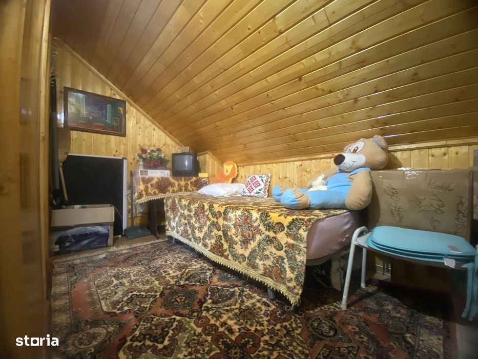 Oaza de liniste si verdeata! Vanzare casa cu 5 camere in Pucioasa