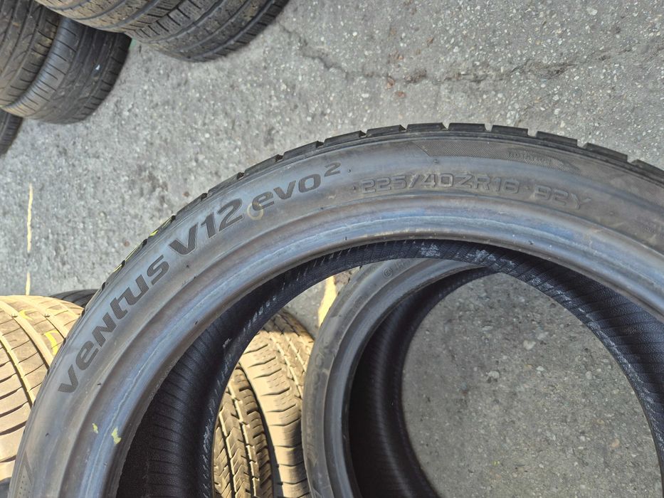 2 Anvelope de VARA - 225/40/18 - HANKOOK - Stare Foarte Buna - DOT 2016 !