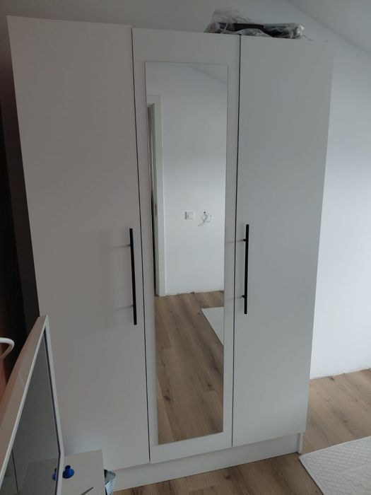 Dulapuri,cuiere,paturi