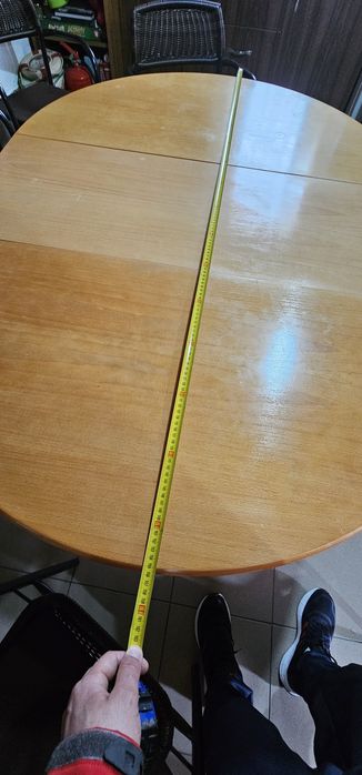 Masa masiv ovala cu extindere