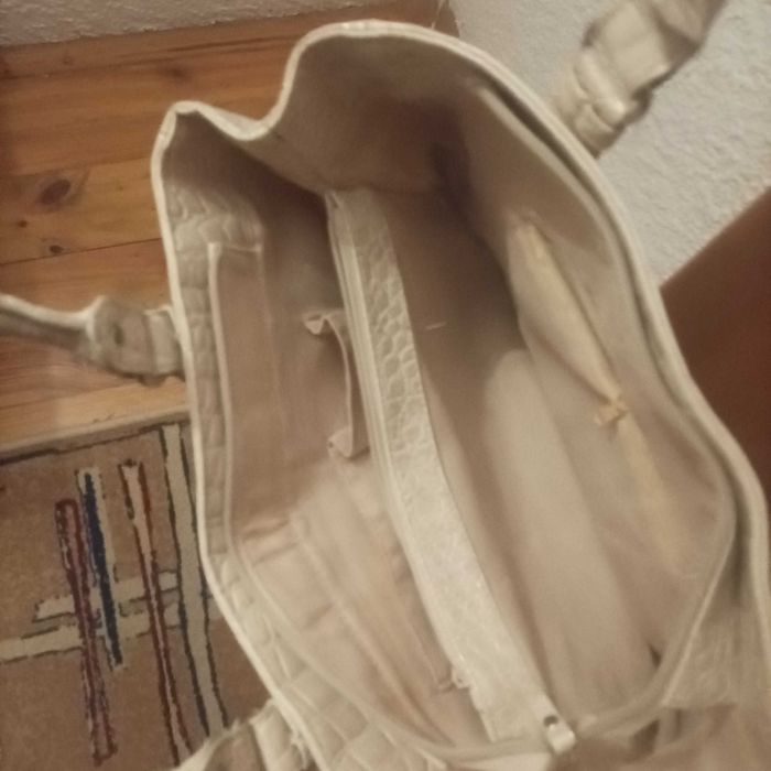 Голяма чанта  идеална и за пазар