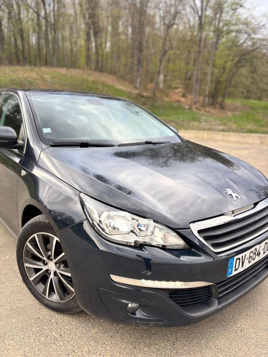 Peugeot 308 2015